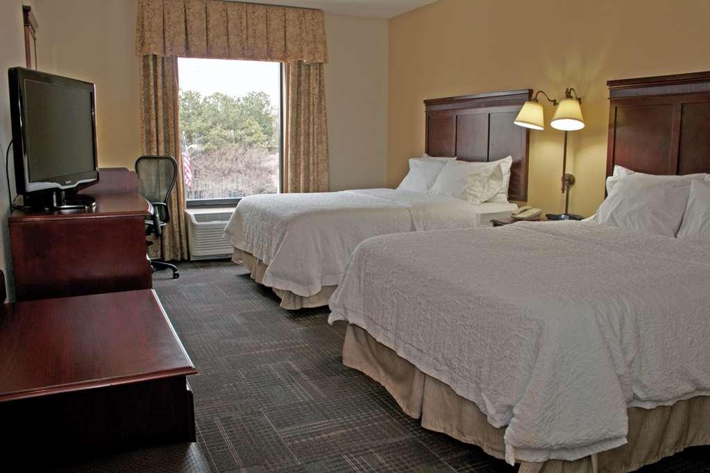 Hampton Inn & Suites Norfolk-Airport Værelse billede