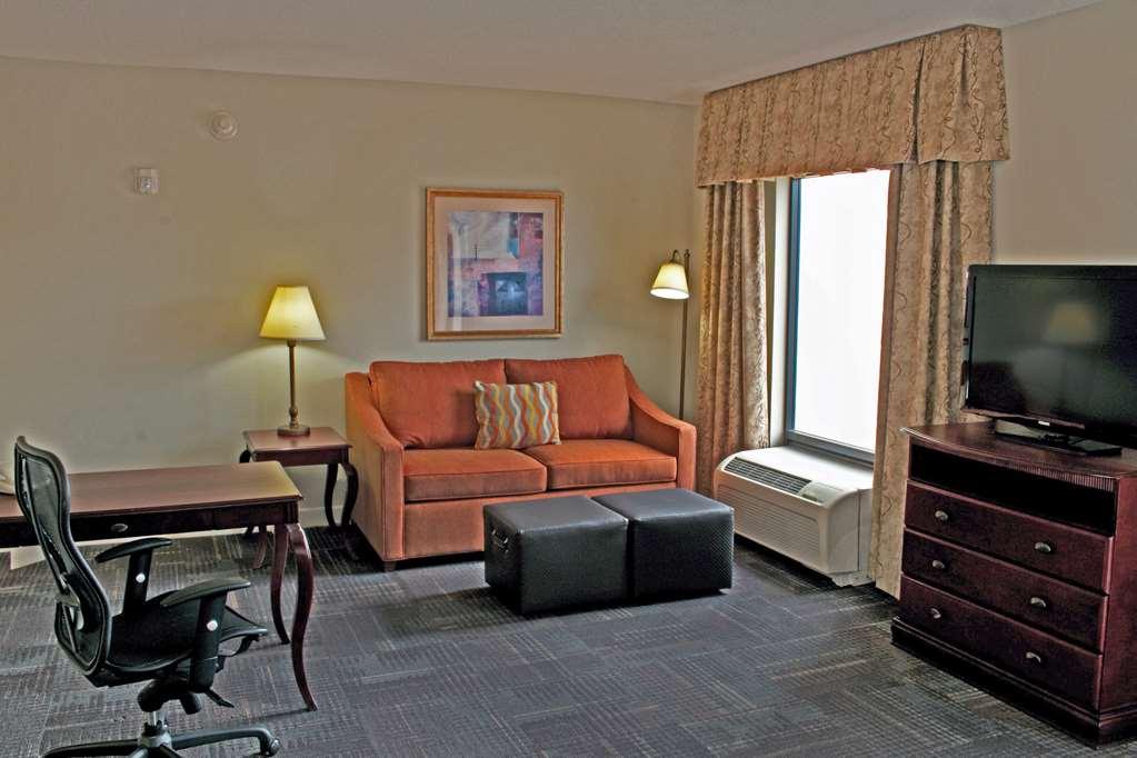 Hampton Inn & Suites Norfolk-Airport Værelse billede