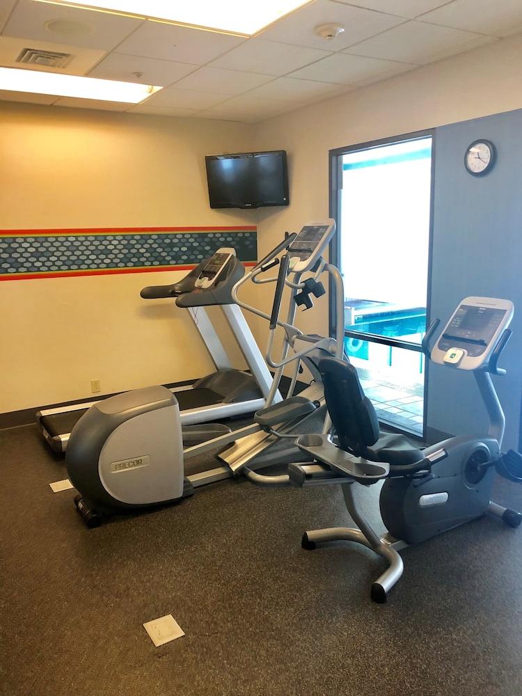 Hampton Inn & Suites Norfolk-Airport Eksteriør billede