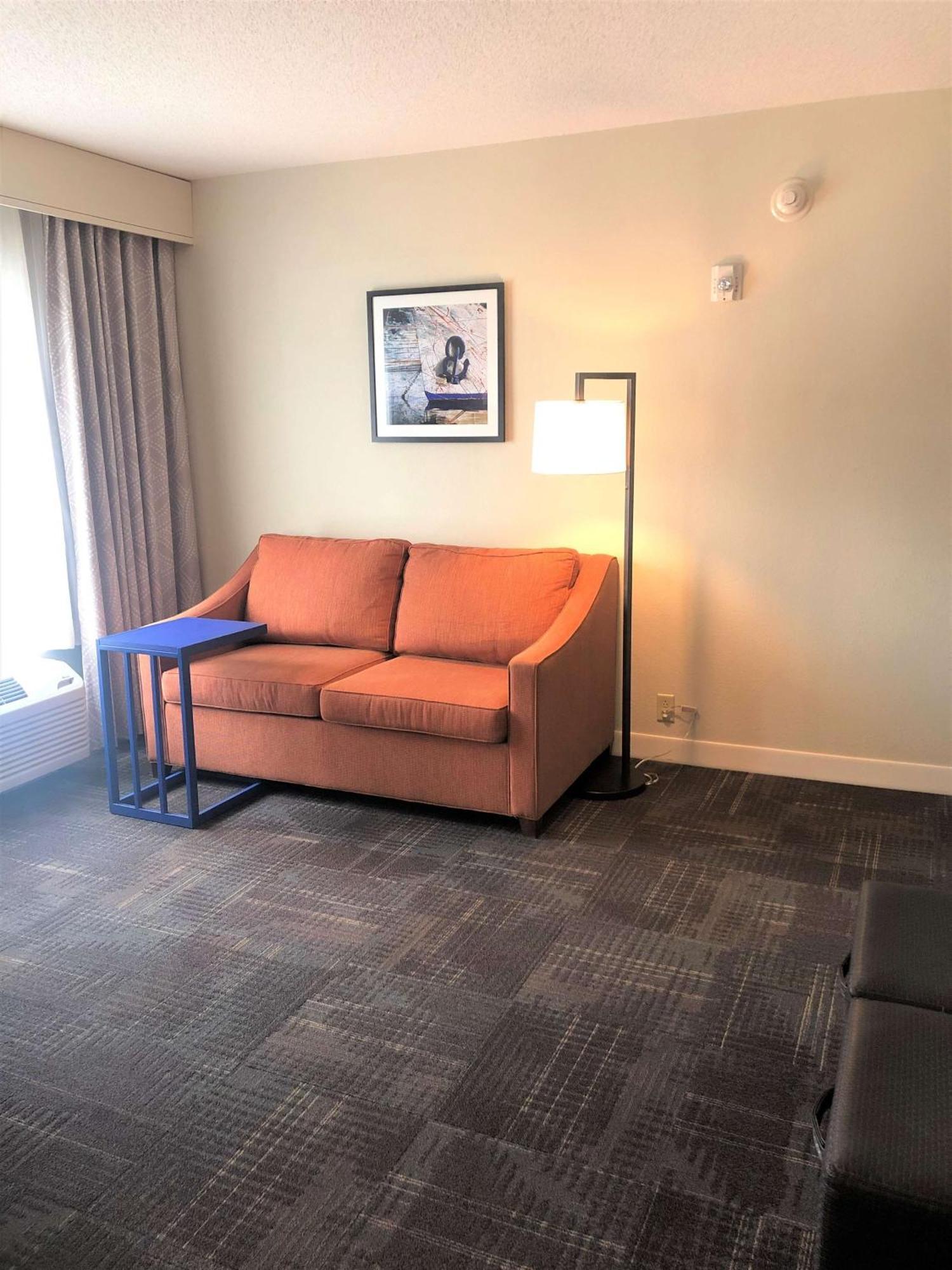 Hampton Inn & Suites Norfolk-Airport Eksteriør billede