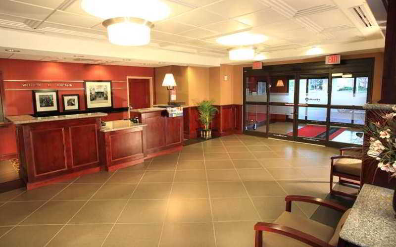Hampton Inn & Suites Norfolk-Airport Eksteriør billede