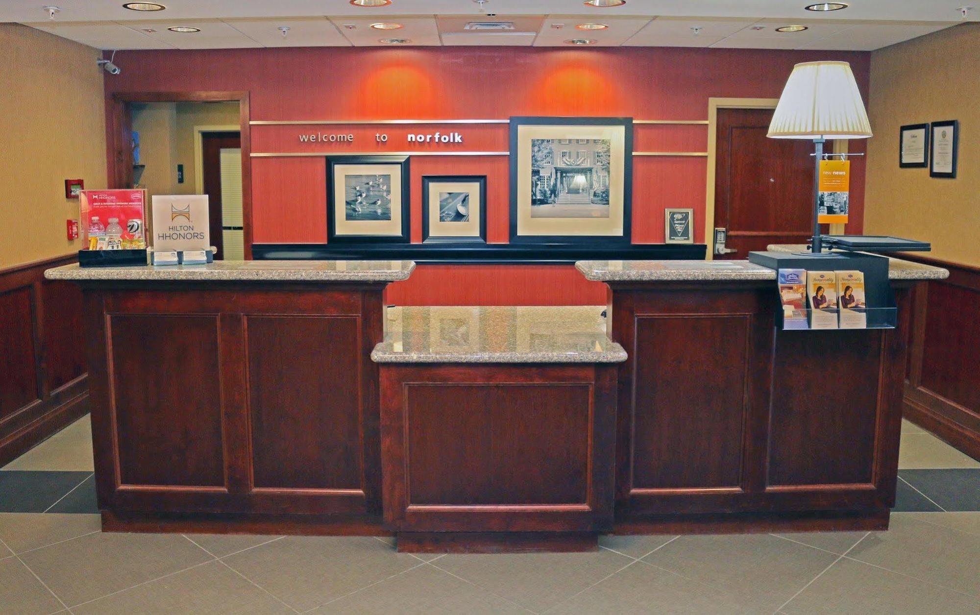 Hampton Inn & Suites Norfolk-Airport Eksteriør billede
