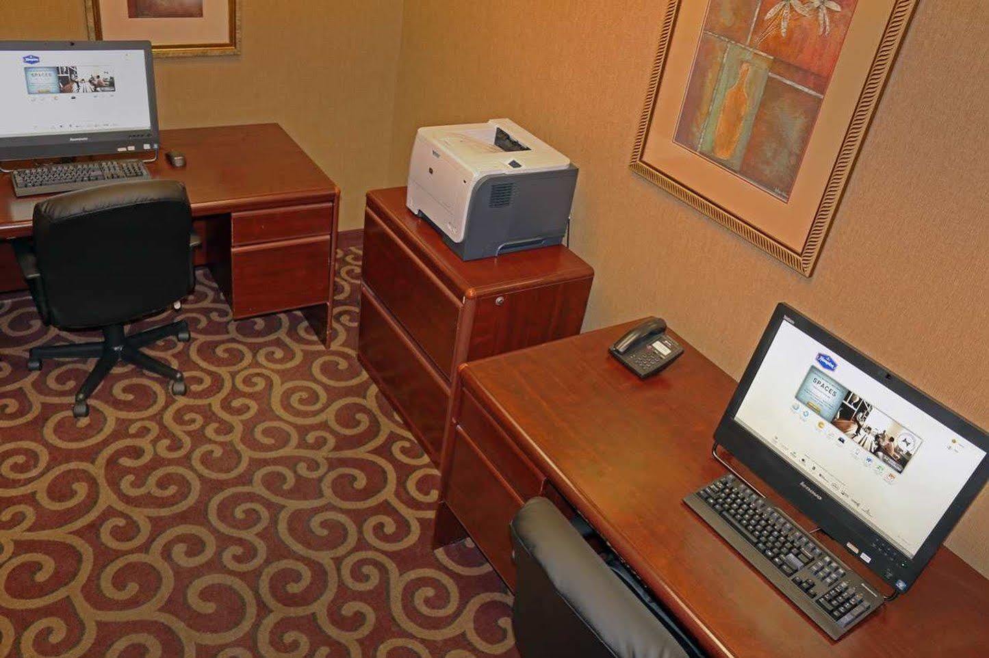 Hampton Inn & Suites Norfolk-Airport Eksteriør billede